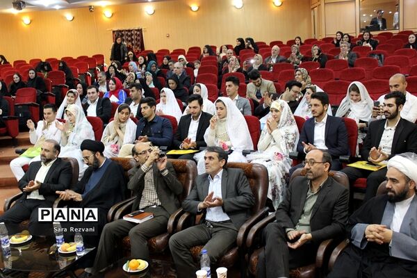 جشن بزرگ ازدواج دانشجویی در دانشگاه آزاد اسلامی واحد اسلامشهر