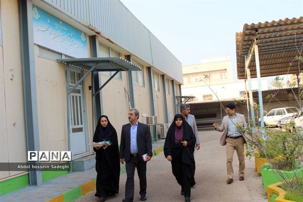 تقدیر از بانوان شاغل در اداره کل آموزش و پرورش استان بوشهر