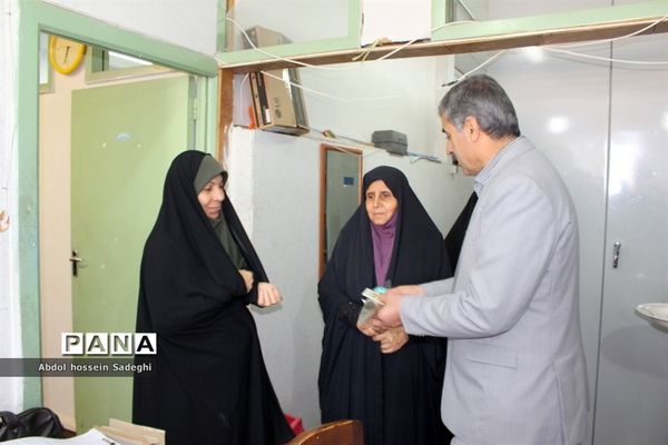 تقدیر از بانوان شاغل در اداره کل آموزش و پرورش استان بوشهر