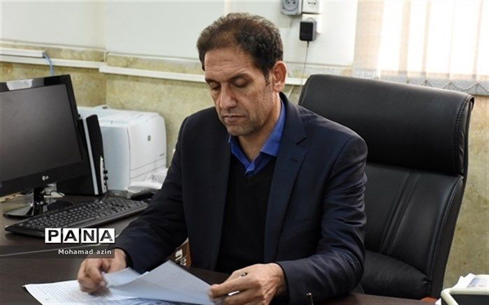 معلمان نقطه آغاز تحول در نظام تعلیم و تربیت هستند