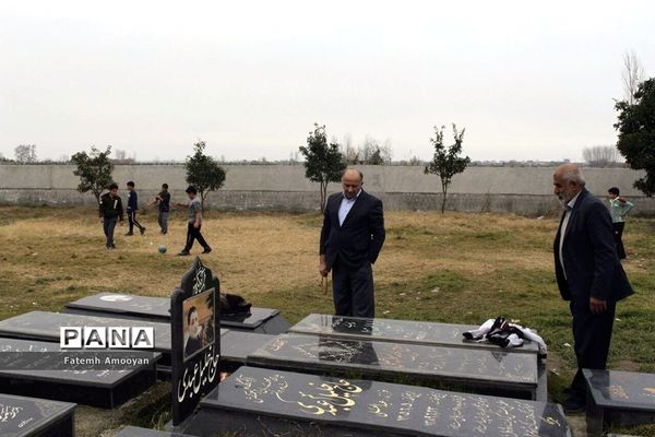 آرزوی کودکان از زمین خاکی تا چمن مصنوعی