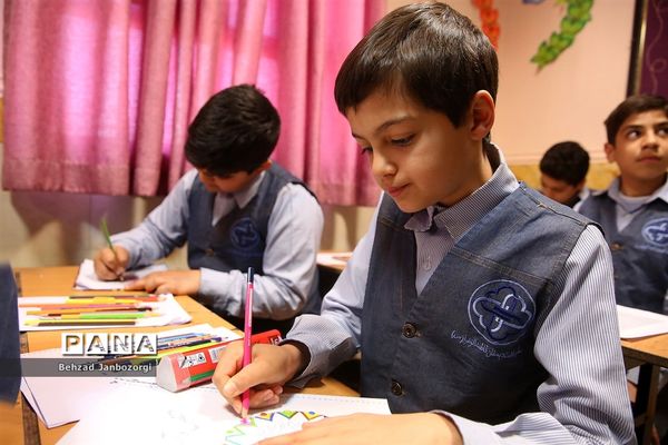 بازدید وزیر آموزش و پرورش از برنامه ویژه مدارس استان البرز