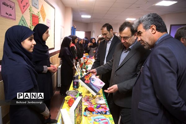 بازدید وزیر آموزش و پرورش از برنامه ویژه مدارس استان البرز