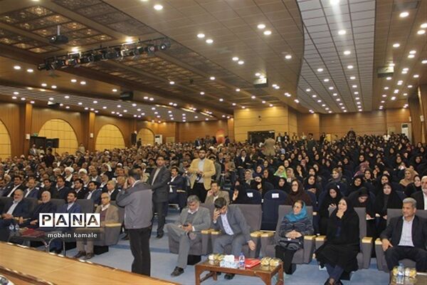همایش یکصدمین سالگردتاسیس آموزش و پرورش نوین در سیستان