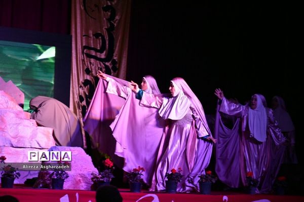 اولین گردهمایی سالانه بانوان فعال جبهه مقاومت مازندران