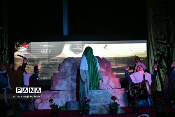 اولین گردهمایی سالانه بانوان فعال جبهه مقاومت مازندران