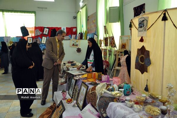 افتتاح نمایشگاه توانمندی‌های بانوان فرهیخته استان خراسان جنوبی