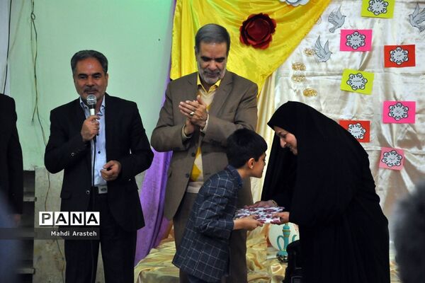 افتتاح نمایشگاه توانمندی‌های بانوان فرهیخته استان خراسان جنوبی
