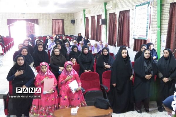 برگزاری مسابقات گلستان خوانی در گله دار