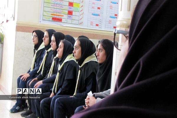 مراسم تجلیل از دانش‌آموزان برتر آموزش و پرورش فیروزکوه