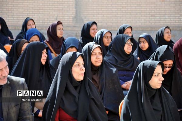 افتتاح نمایشگاه توانمندی‌های بانوان فرهیخته استان خراسان جنوبی