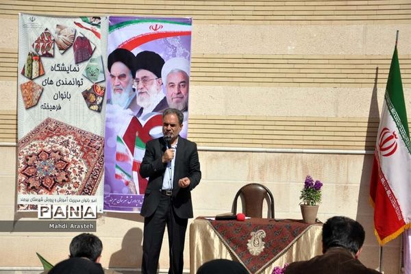 افتتاح نمایشگاه توانمندی‌های بانوان فرهیخته استان خراسان جنوبی