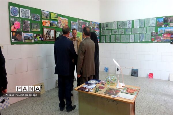 بازارچه کار و فناوری دبیرستان شهید صدوقی دوره اول