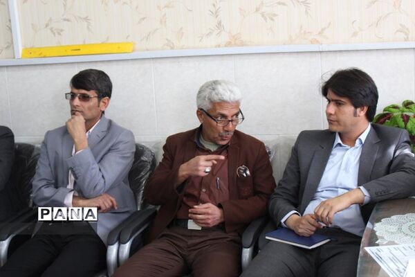 بازدیدآموزشی  مدیران ابتدایی مدارس هیات امنایی شهرستان بویراحمد ازدبستان پسرانه هادی -  استان یزد