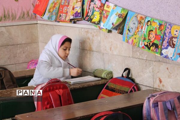 بازدیدآموزشی مدیران ابتدایی مدارس هیات امنایی شهرستان بویراحمد ازدبستان دخترانه هادی -  استان یزد