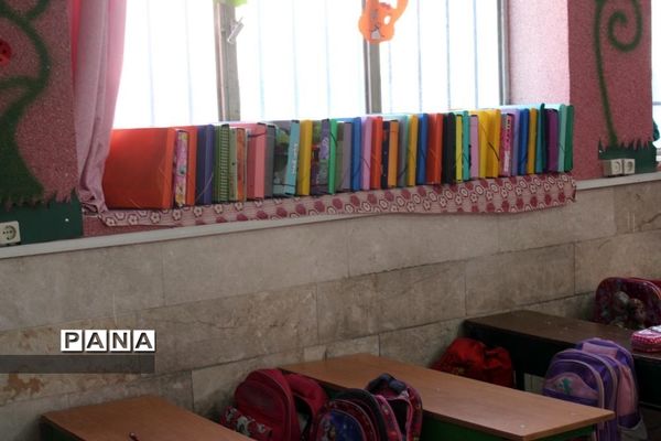 بازدیدآموزشی مدیران ابتدایی مدارس هیات امنایی شهرستان بویراحمد ازدبستان دخترانه هادی -  استان یزد