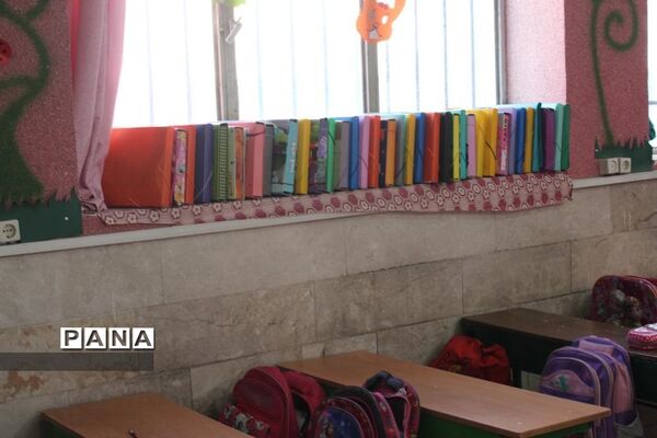 بازدیدآموزشی مدیران ابتدایی مدارس هیات امنایی شهرستان بویراحمد ازدبستان دخترانه هادی -  استان یزد