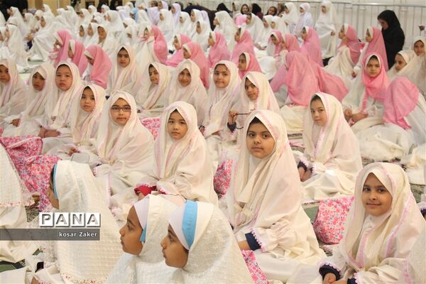 جشن تکلیف دختران رباط کریم