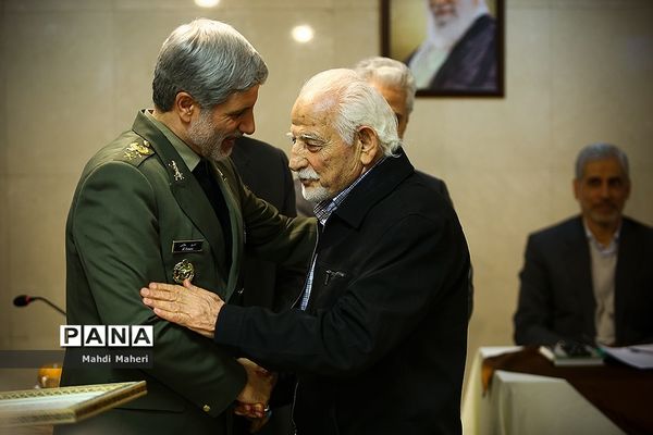 نشست مشترک اعضای شورای عالی روسای اندیشکده و مدیران مرکز الگوی اسلامی ایرانی پیشرفت با مجمع وزیران ادوار