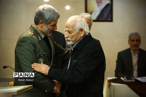 نشست مشترک اعضای شورای عالی روسای اندیشکده و مدیران مرکز الگوی اسلامی ایرانی پیشرفت با مجمع وزیران ادوار