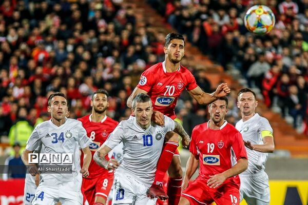دیدار تیم‌های پرسپولیس و پاختاکور