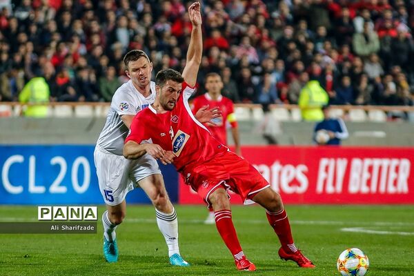 دیدار تیم‌های پرسپولیس و پاختاکور