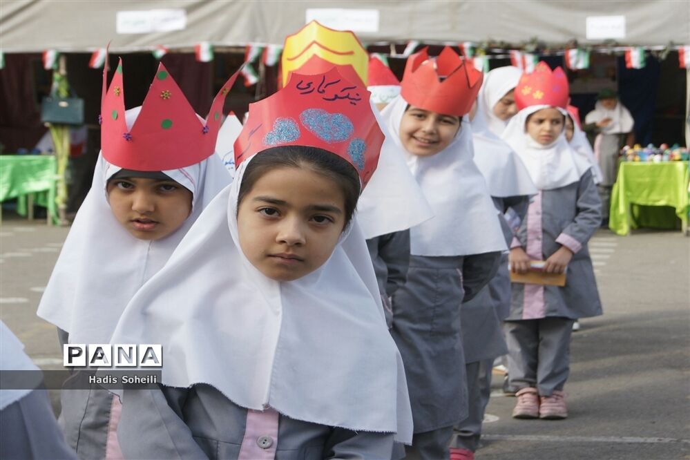 جشن نیکوکاری با حضورمدیرکل آموزش و پرورش شهرستان‌های تهران در شهرقدس