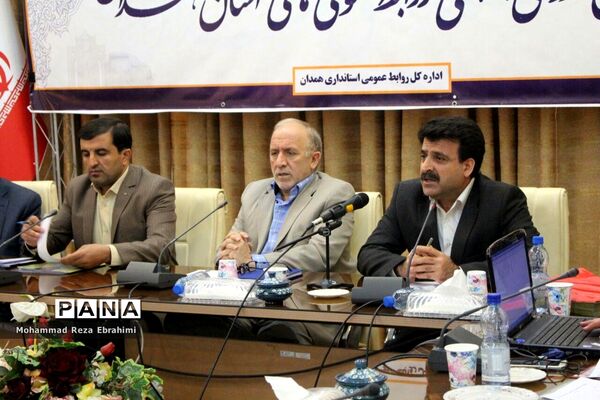 آیین تقدیر از روابط عمومی‌های برتر استان همدان