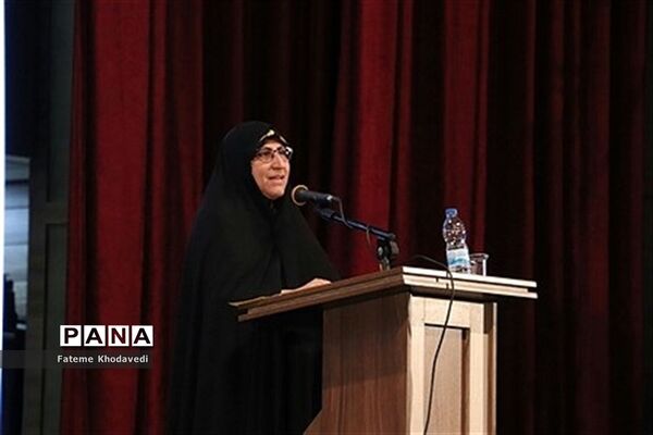 تجلیل از برگزیدگان سی و ششمین دوره مسابقات فرهنگی و هنری در شهرقدس