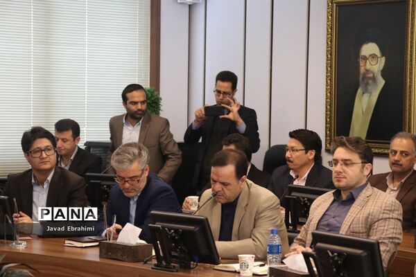 دومین جلسه شورای انجمن اولیا و مربیان خراسان رضوی