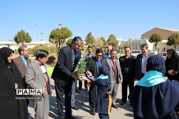 همایش توانمند‌سازی معاونان و مربیان پرورشی قطب شهید برونسی