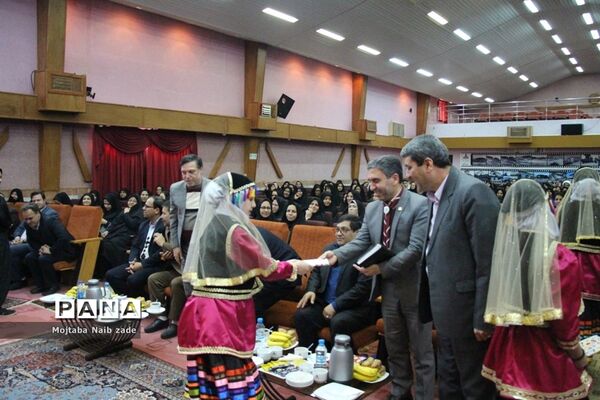 همایش توانمند‌سازی معاونان و مربیان پرورشی قطب شهید برونسی