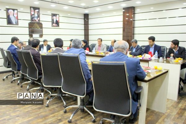 جلسه شورای معاونان اداره آموزش و پرورش شهرستان بوشهر