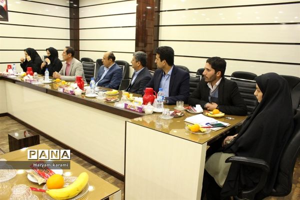 جلسه شورای معاونان اداره آموزش و پرورش شهرستان بوشهر