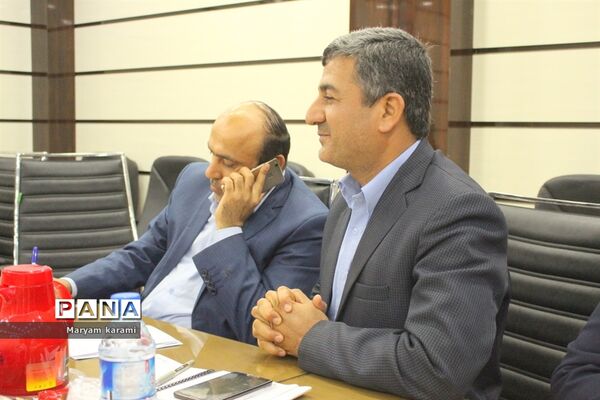 جلسه شورای معاونان اداره آموزش و پرورش شهرستان بوشهر