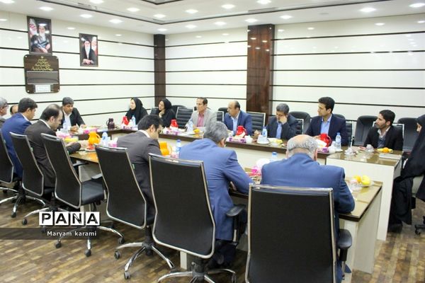 جلسه شورای معاونان اداره آموزش و پرورش شهرستان بوشهر