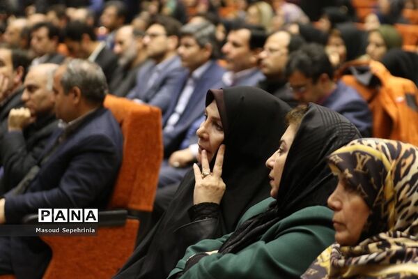 اولین جشن گلریزان مدارس استثنایی در تبریز