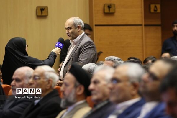اولین جشن گلریزان مدارس استثنایی در تبریز