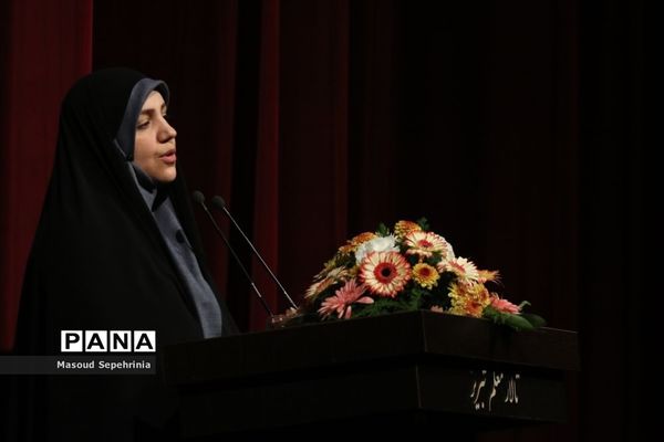 اولین جشن گلریزان مدارس استثنایی در تبریز