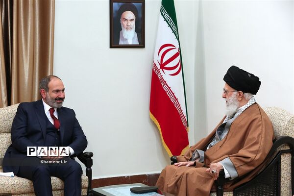 دیدار نخست وزیر ارمنستان با مقام معظم رهبری