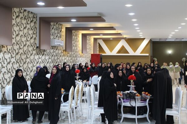 مراسم تجلیل از معاونان پرورشی شهرستان بهارستان