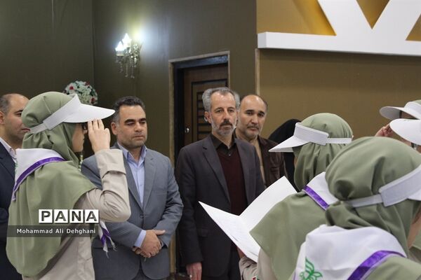 مراسم تجلیل از معاونان پرورشی شهرستان بهارستان