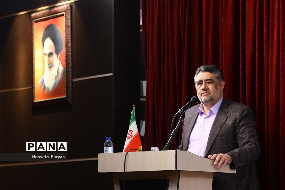 رضا مددی: سند تحول به همه سوالات تربیتی آموزش و پرورش پاسخ داده است