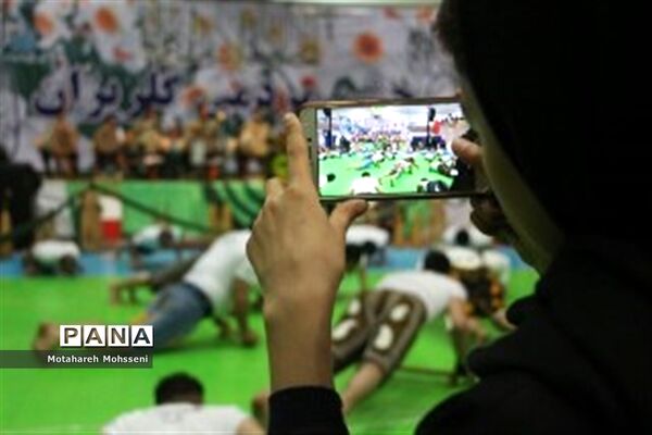 جشن گلریزان دربیرجند