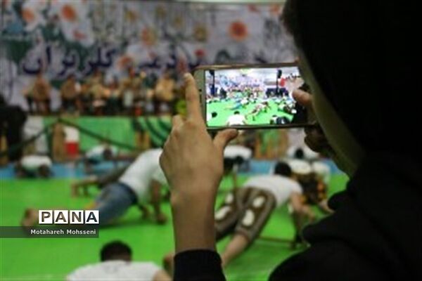 جشن گلریزان دربیرجند