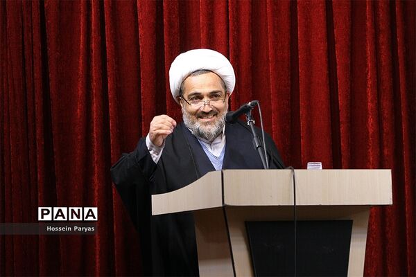 آیین اختتامیه هفته گرامیداشت تربیت اسلامی و امور تربیتی