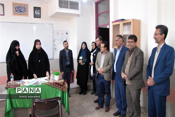 برگزاری مسابقات قرآن و عترت در مدارس ناحیه 2 شیراز