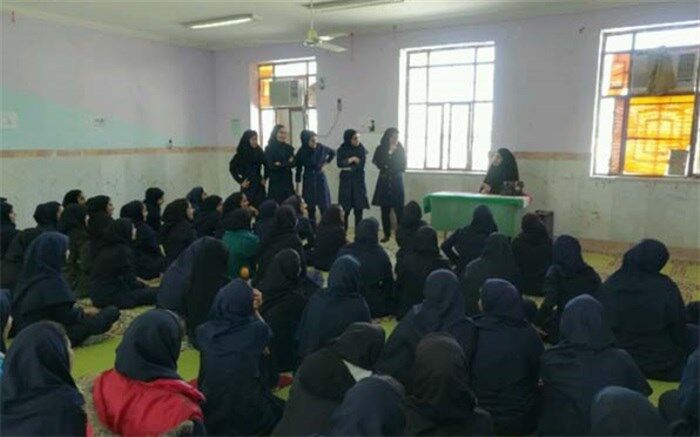 کارگاه سبک زندگی اسلامی با عنوان زندگی با نشاط در بندر سیراف برگزار شد