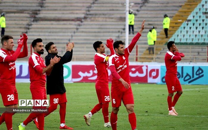 ورزشگاه تقریبا خالی دربی تبریز