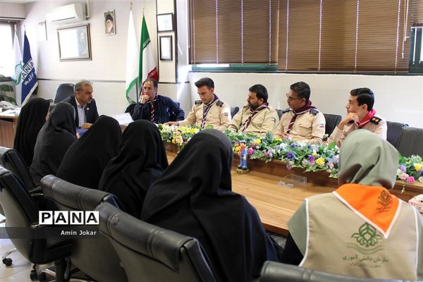 اعطای ابلاغ دبیران مجامع اعضاء و مربیان تشکیلات پیشتازان استان فارس